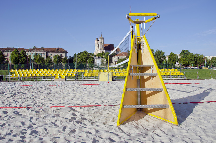 内里斯河附近的维尔纽斯市海滩排球法庭图片