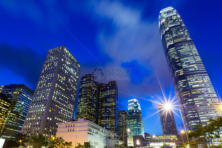 香港之夜天际商业建筑办公室大楼城市公司办公楼地标金融图片