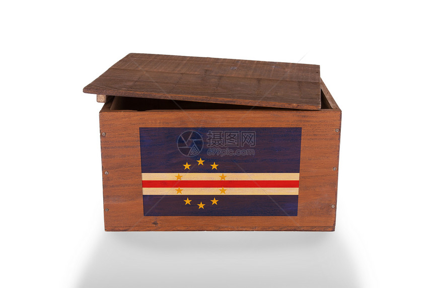 白色背景孤立的木制板箱立方体船运货物邮件案件木头产品商品出口进口图片
