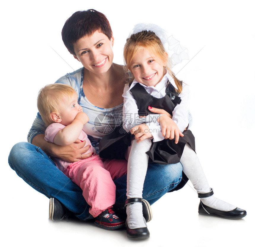 母亲和女儿婴儿拥抱快乐母性孩子们妈妈幸福父母家庭微笑图片