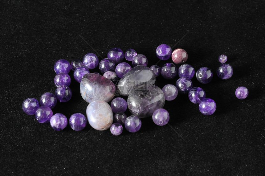 石紫色质地康复宝石石英紫晶晶洞矿业珠宝矿物图片
