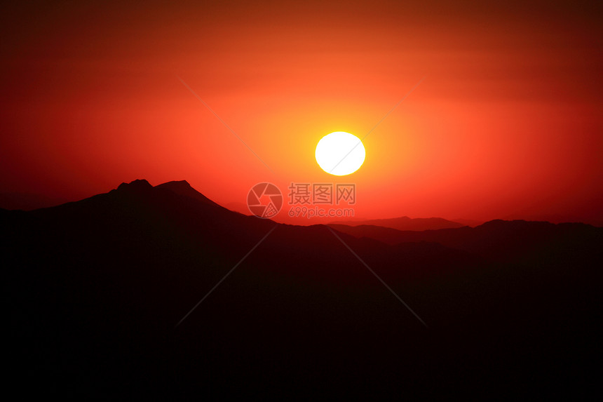 红山的日出考古学橙子季节阳光火鸡旅行太阳古董环境旅游图片