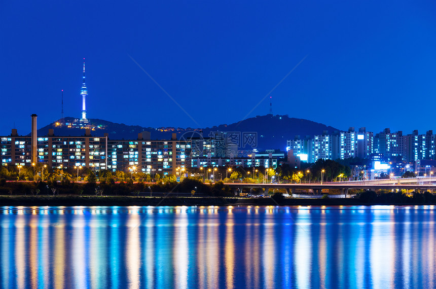 晚上在首尔建筑天空景观公司城市日落公吨商业团伙住宅图片