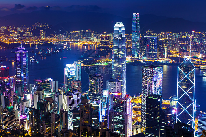 香港晚上的城市风景Name人口景观住宅商业天际建筑港口住房民众金融图片