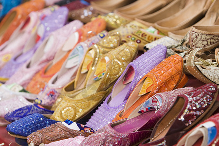 中东集市由骆驼皮制成的凉鞋将在迪拜杜拜角出售 在迪拜市销售背景