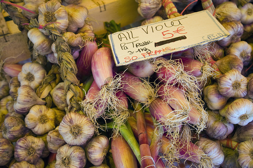 食品在市场摊位上销售蔬菜食物价格标签图片