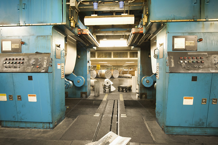 一家报纸厂的内地观点生产工厂印刷地面机器制造业工业出版按钮造纸图片
