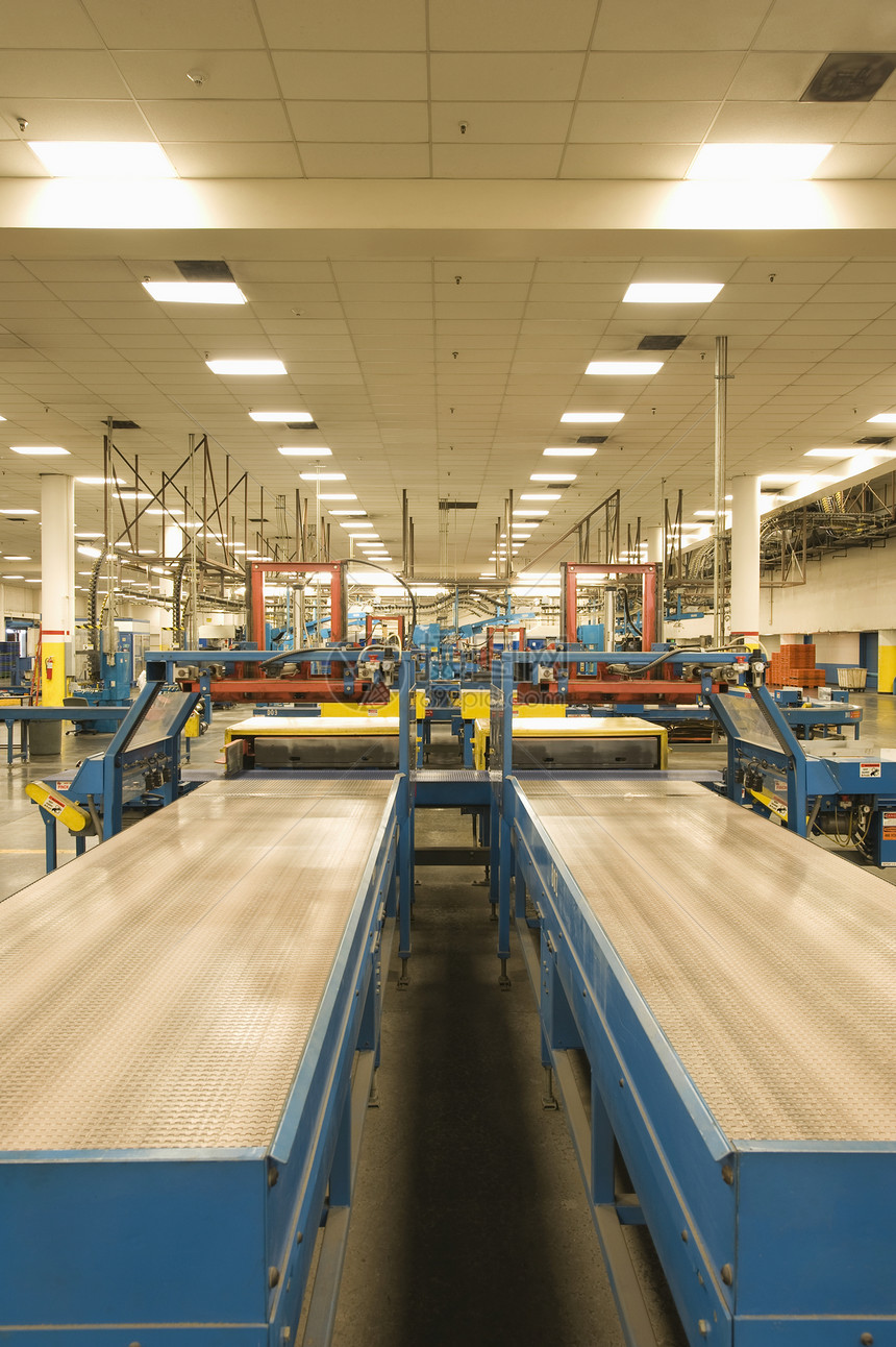一家报纸厂的内地观点机器出版命令商业工厂仓库制造业职场造纸工业图片