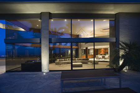 豪华回家反射窗户建筑学房子奢华背景图片