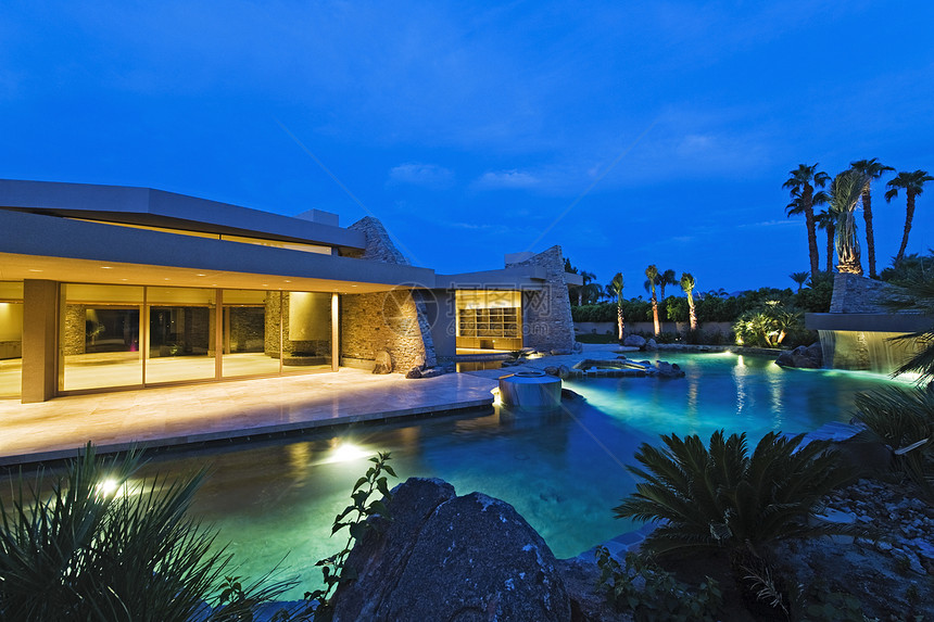 户外奢华建筑学装饰建筑风格财富房子特色游泳池图片