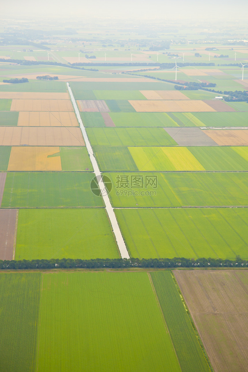 荷兰从上而下 对农业地貌的空中观察农村场地场景天空植物航班风景农场风车空气图片