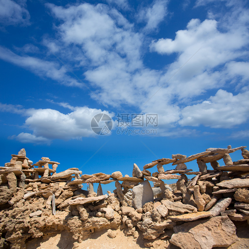 佛罗门特拉伊列提斯海滩海岸的石块海岸旅行天空胰岛地标小岛支撑岩石热带海洋图片