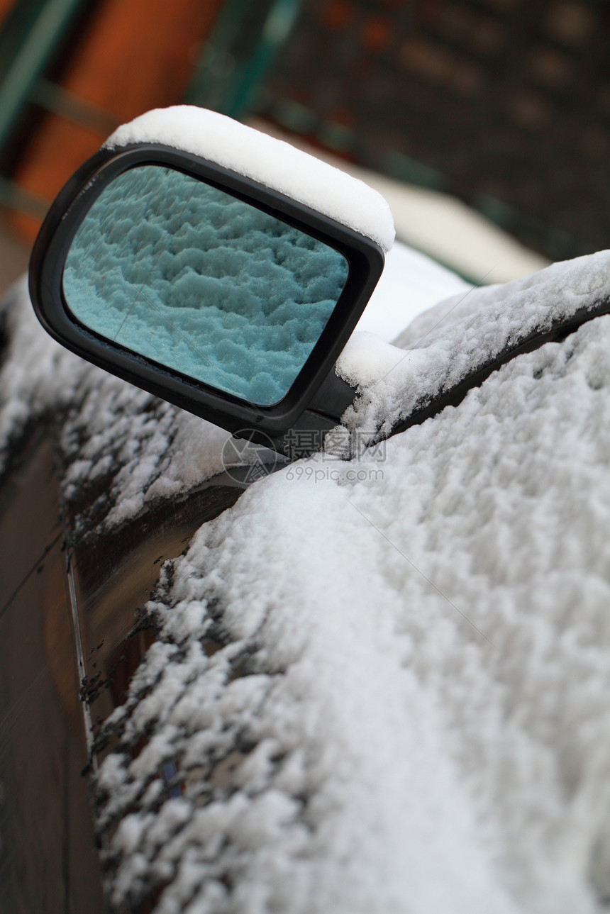 镜子里的雪车后视镜运输乡村痕迹危险旅行气候暴风雪运动图片