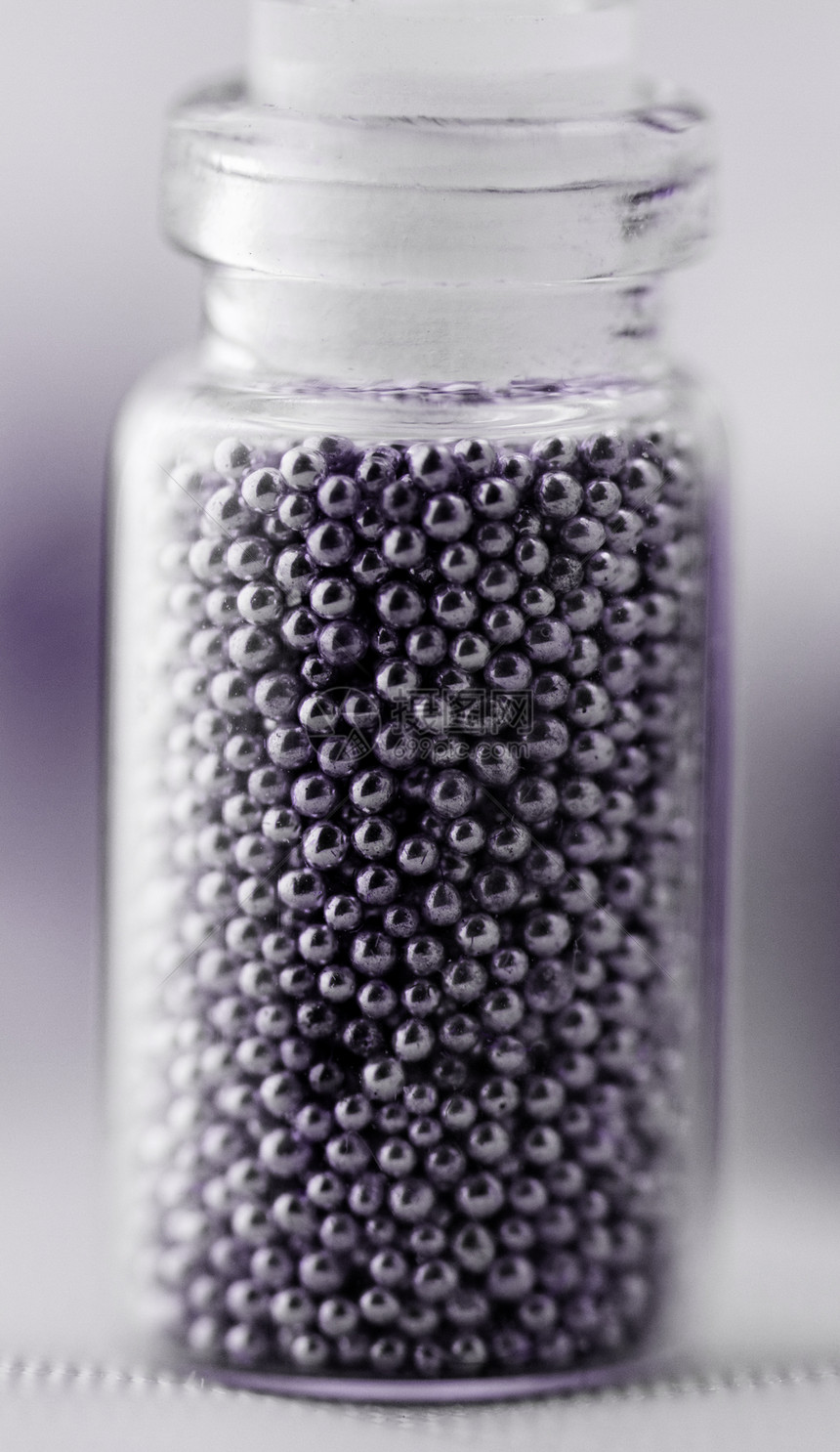 指甲珍珠化妆品紫色瓶子颜料指甲油微光美甲搪瓷白色刷子图片