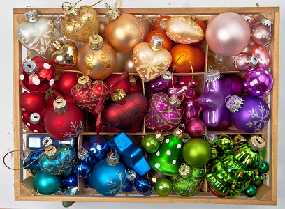 装东西小盒子小盒子里装着圣诞露珠时候绿色小玩意儿乡村水平心形蓝色紫色装饰装饰品背景