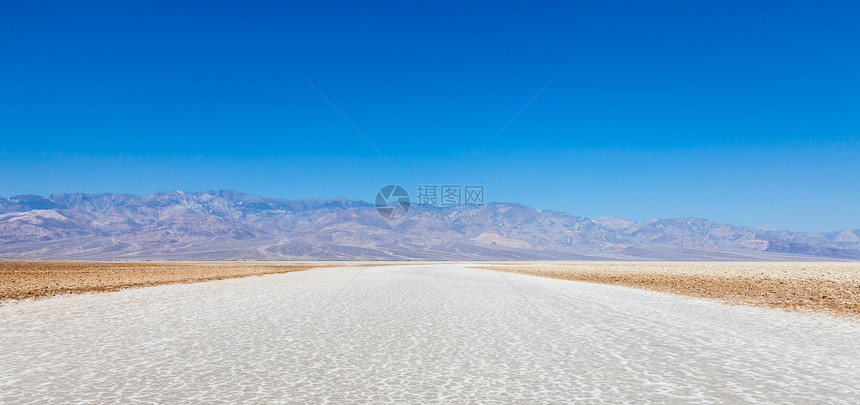 坏水点白色沙漠国家天空死亡风景干旱环境公园盆地图片