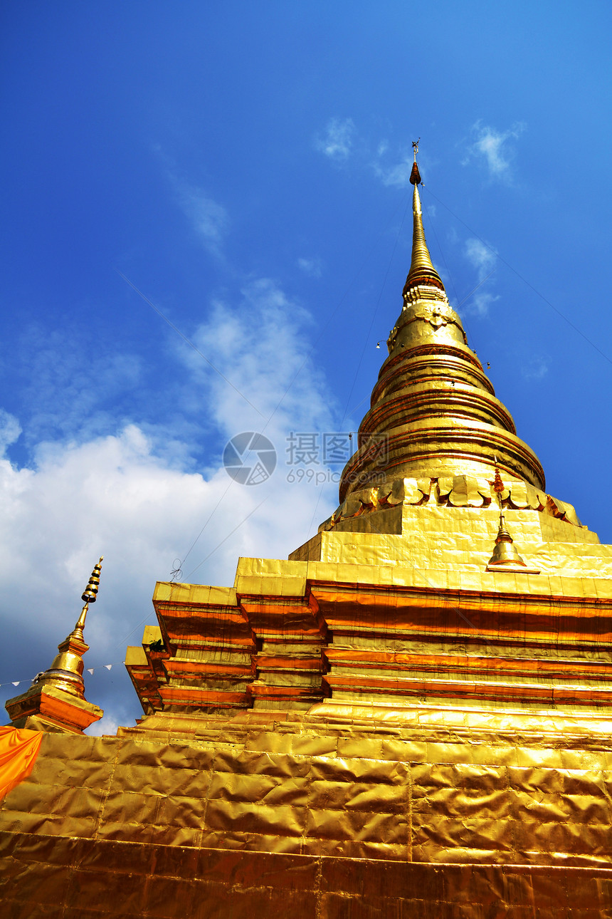 开海昂那个Wathra金子扫管天空地标蓝色宗教寺庙文化佛教徒建筑学图片