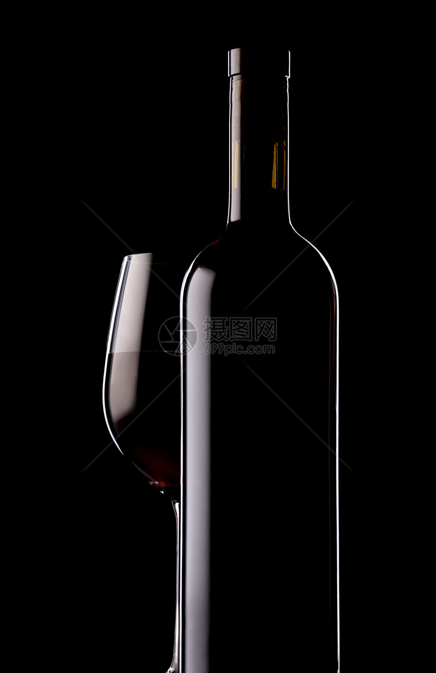 一杯和一瓶红酒奢华酒厂酒瓶酒杯玻璃酒精饮料瓶子酒吧液体图片