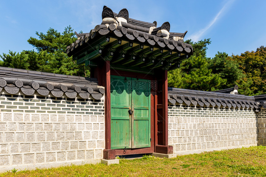 传统的韩国传统建筑结构植物砖墙皇帝建筑学寺庙历史房子花园入口文化图片