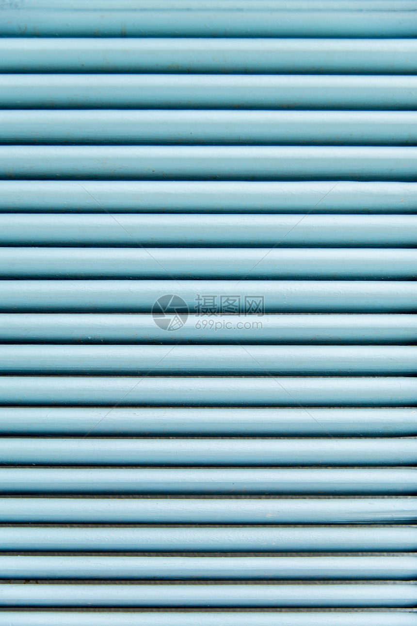 蓝木窗1图片