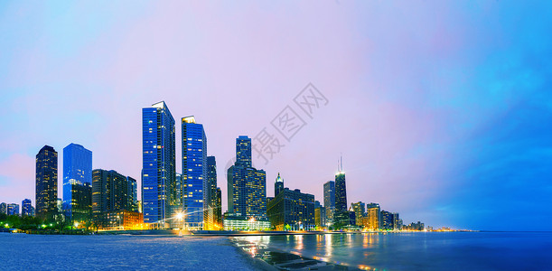 芝加哥市中心 IL 在阳光明媚的一天天空市中心海岸线景观天际旅游旅行建筑办公室城市图片