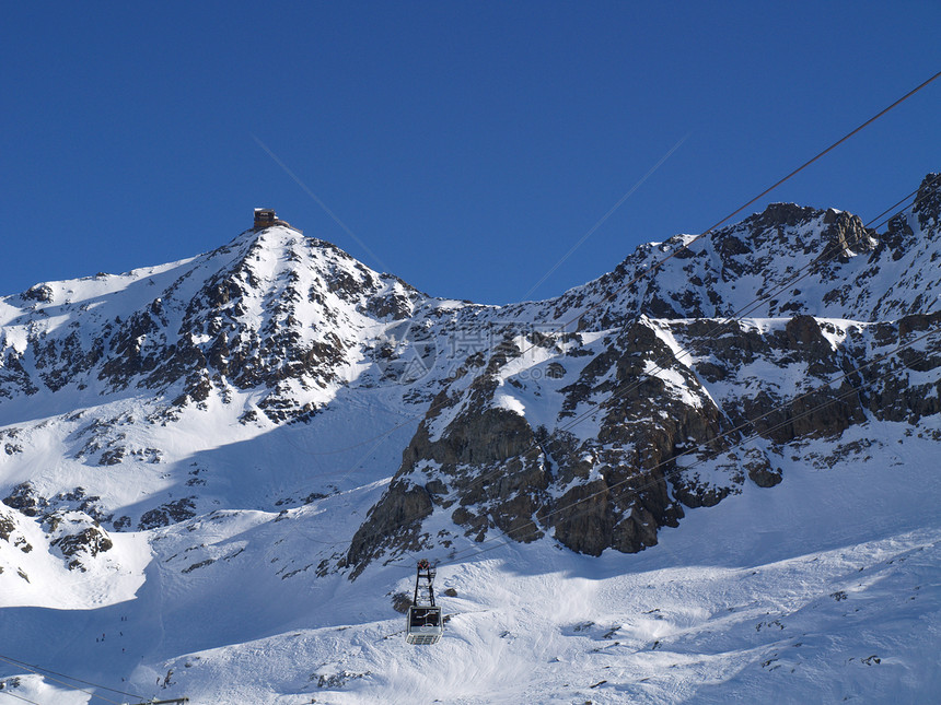 雪山假期首脑岩石顶峰环境山脉高山旅行悬崖爬坡图片