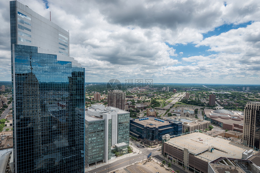 明尼阿波利斯市郊区和周围城市劳动戏剧性晴天玻璃旅行建筑学专注天空风景活动图片