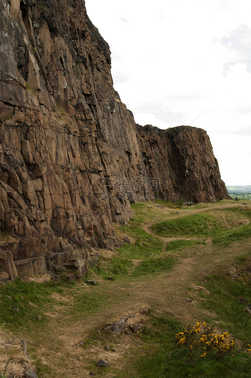 爱丁堡的亚瑟座 苏格兰远足座位火山地质学游客首都绿色爬坡城市旅游图片