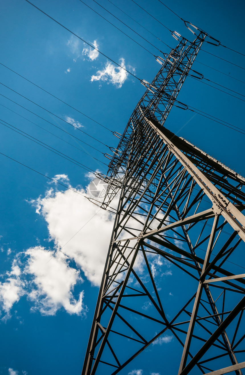 发射塔电气电压电缆力量基础设施蓝色活力工业传播技术图片