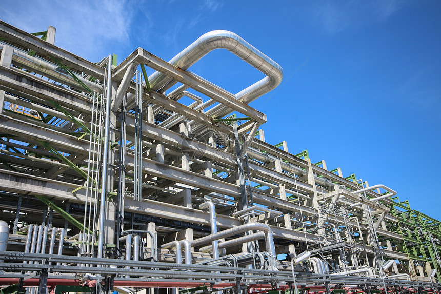 炼油厂有管道结构的结构工厂技术燃料活力植物车站工业管子金属制造业图片