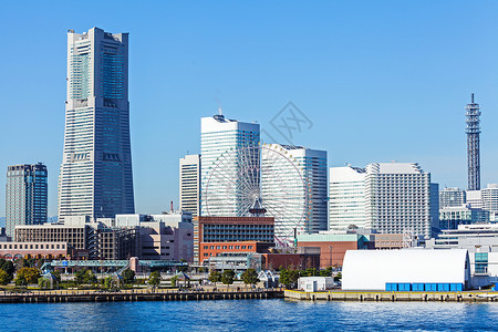 横滨海洋塔地标天际线高清图片