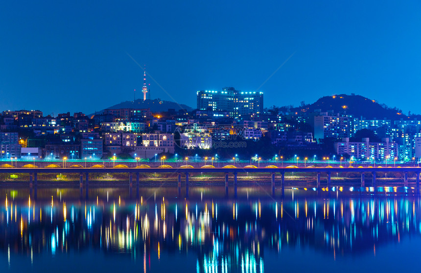 晚上在首尔景观住宅市中心建筑天际城市建筑学地标风景场景图片