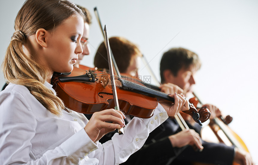 古典音乐女孩娱乐男人团队女性古典音乐大提琴手天赋艺术交响乐图片