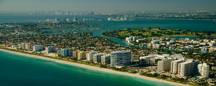 迈阿密天际线地平线市郊高清图片
