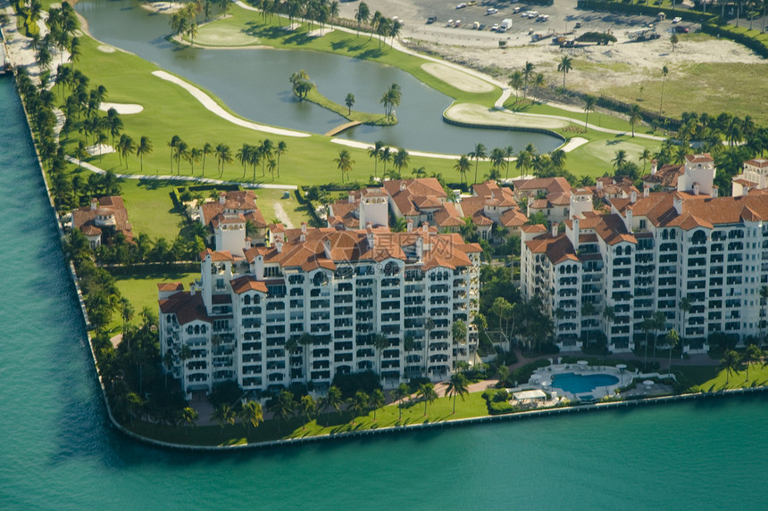 滨海大楼的建筑旅游结构风光水平海洋摄影阳光公寓外观摩天大楼图片