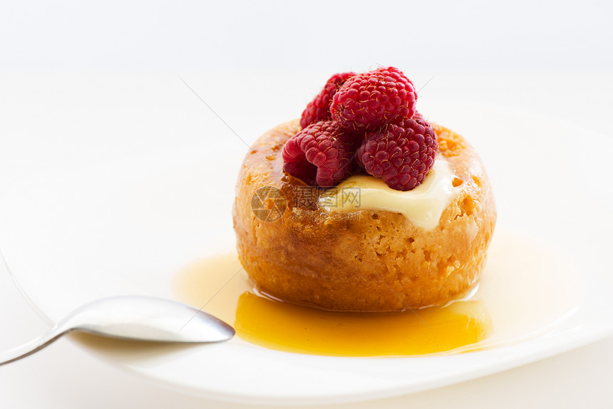 鲁姆巴巴海绵蛋糕面粉巴巴庆典奶油工作室食物水果面团图片