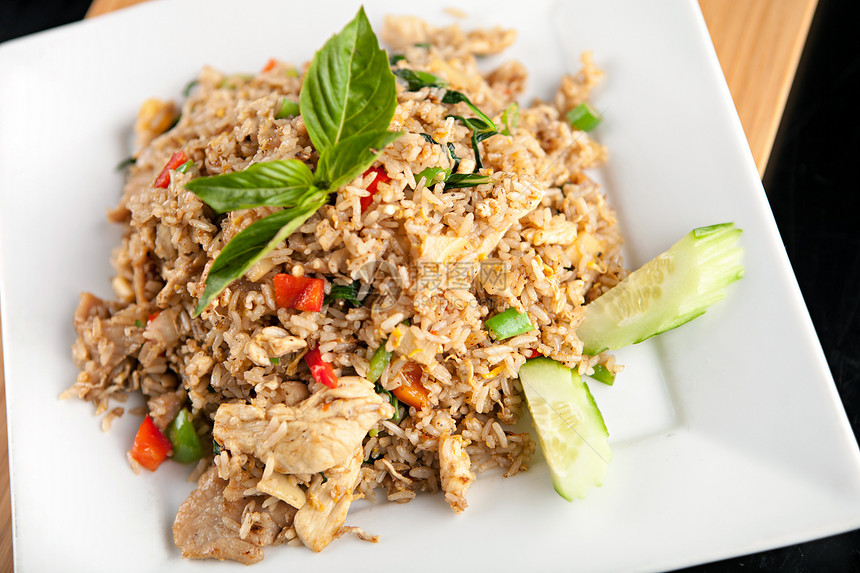 泰国炸米鸡鸡蔬菜食谱推介会美食香料食物黄瓜青柠美味晚餐图片