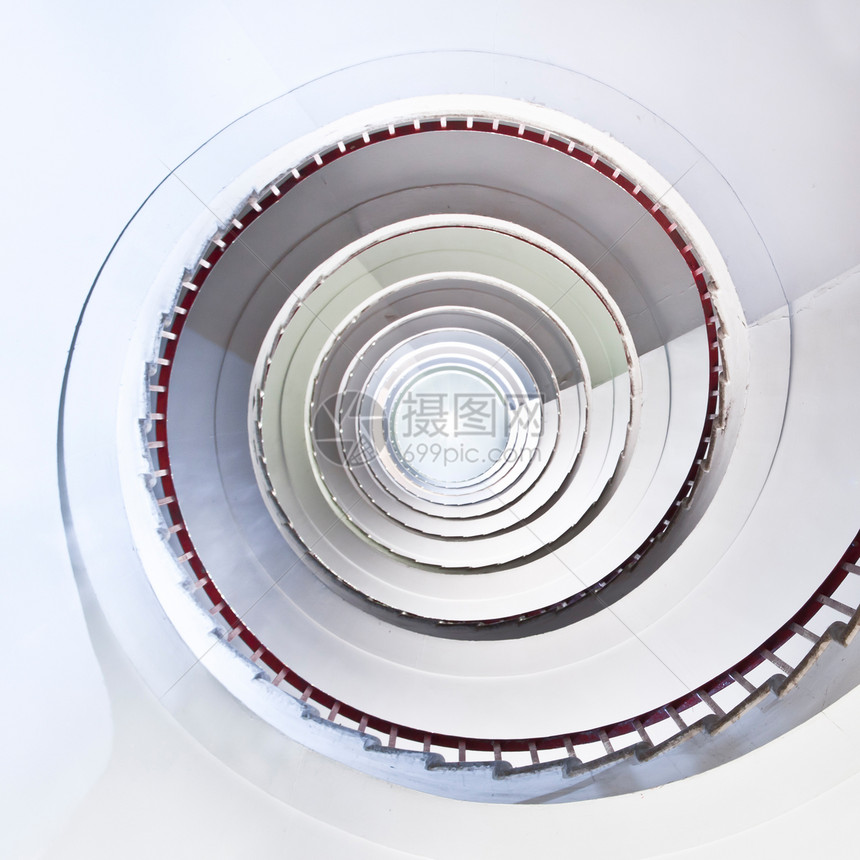 白色螺旋楼梯栅栏蓝色圆圈房子建筑商业漩涡栏杆圆形艺术图片