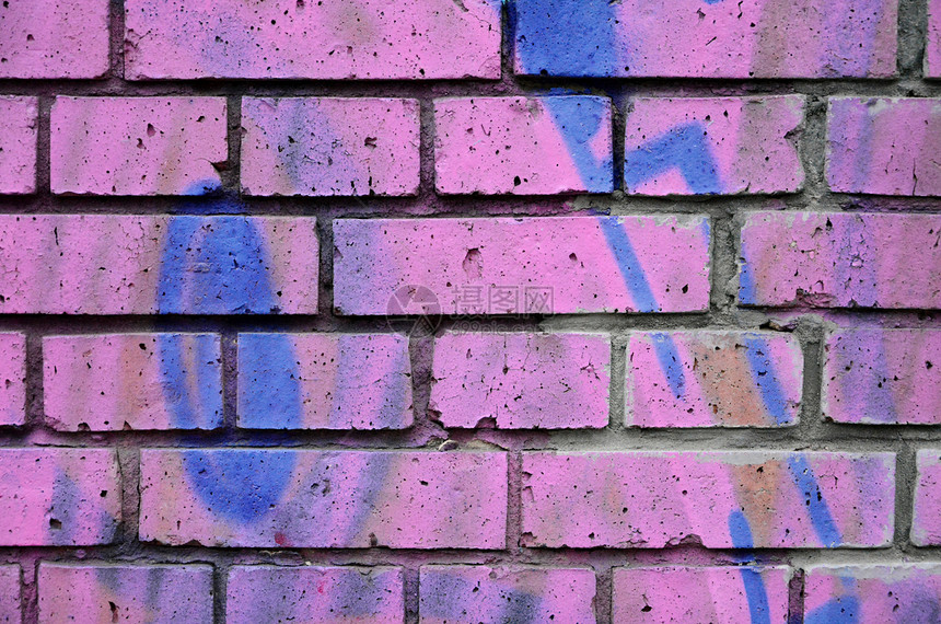 旧墙上涂着色彩多彩的涂鸦街道石头艺术创造力图片