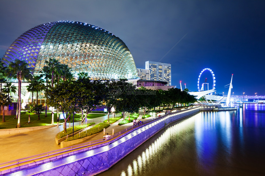 晚上新加坡城市天际蓝色景观旅游旅行商业场景金融市中心码头天空图片