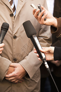 面试访谈电视嗓音报告文学居住收音机记者讲话麦克风记录说话背景