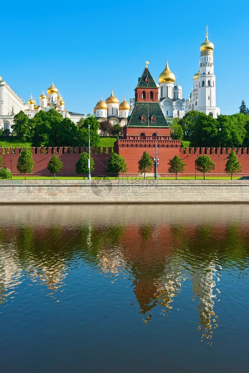 莫斯科克里姆林宫红色旅行天空城市建筑学场景教会建筑圆顶历史图片