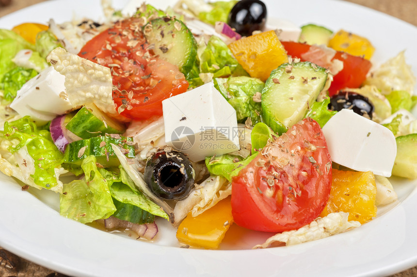 希腊沙拉盘子食物山羊美食胡椒香菜洋葱饮食蔬菜黄瓜图片