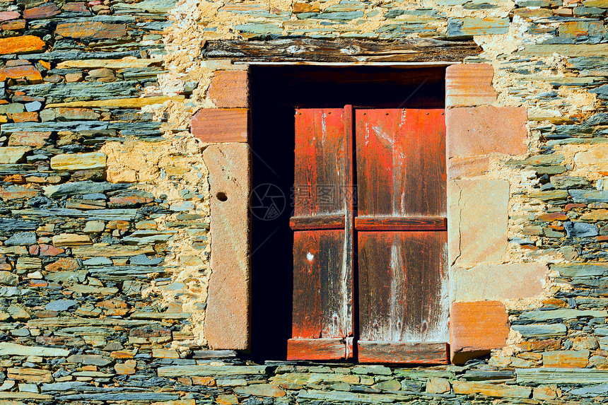 窗户快门木板传统石头街道木头框架建筑学安全住宅图片