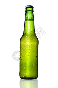白色背景的冷冻冰霜啤酒瓶派对野餐泡沫瓶子饮料酒保气体气泡啤酒液体背景