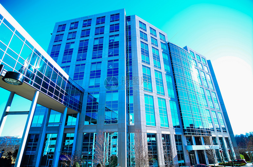 现代公司结构体系连接器市中心蓝色建筑摩天大楼金融数控步道天空地标图片