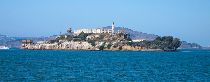 旧金山Alcatraz监狱地标旅游吸引力建筑海洋历史性城市游客天空爬坡图片