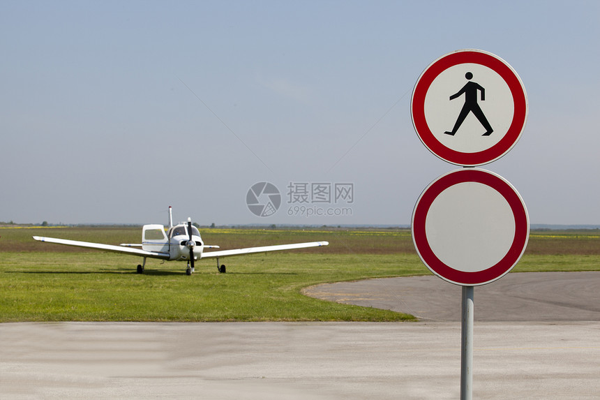 仅适用于飞行员飞行行人飞行器飞机警告学习领航机场教育飞机场图片