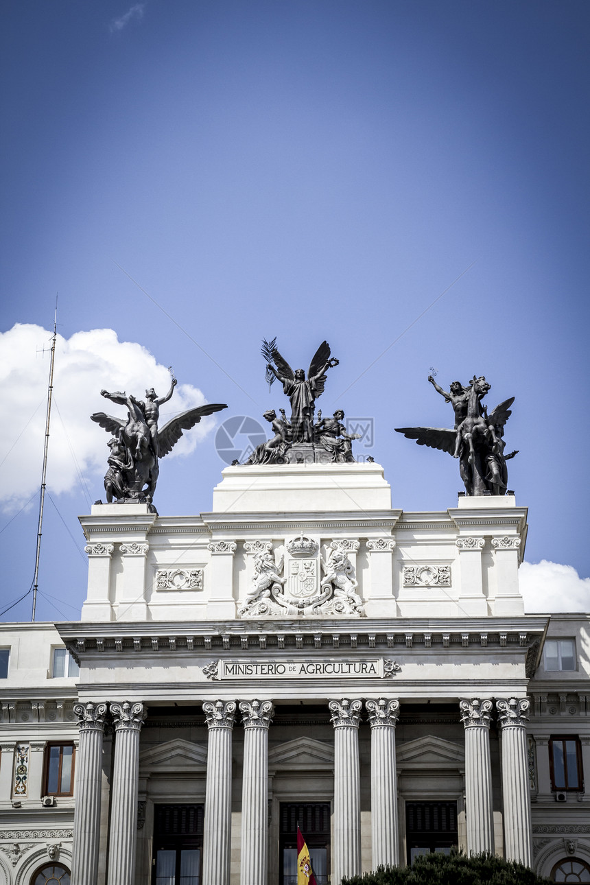 马德里市的图象 其特有建筑结构雕像艺术国家交通建筑学奶奶正方形首都历史文化图片