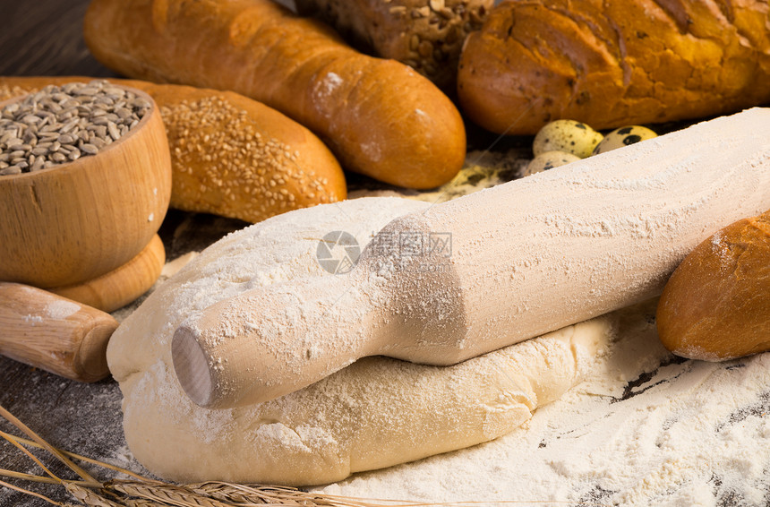 面粉 鸡蛋 白面包 小麦耳朵鹌鹑大麦棒子早餐玉米面包咖啡店饼干酵母粮食图片